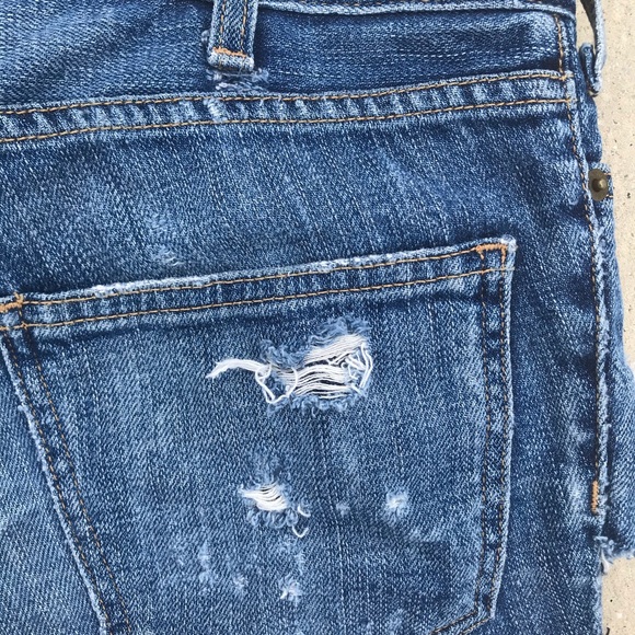 Low Rise Ripped Jeans Shorts - Picture 6 of 7